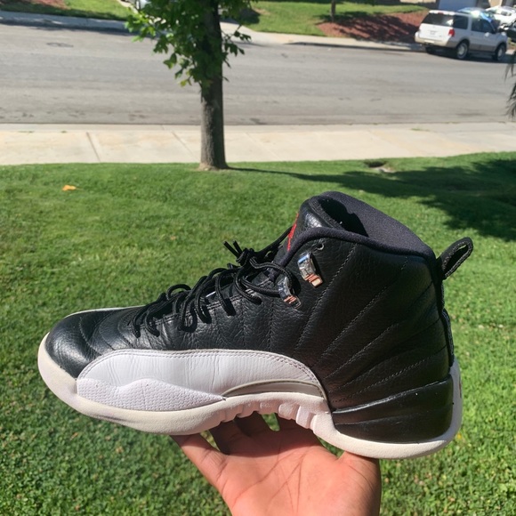 Jordan 12 playoffs 2012 - Picture 2 of 4